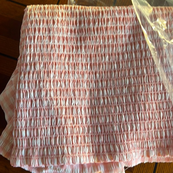NWT DESIGN365 PINK GINHAM SMOCKED TOP SIZE MEDIUM - Picture 6 of 7